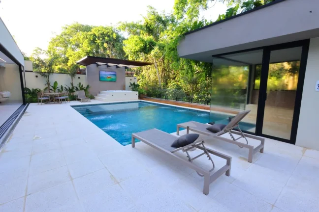 Imagem Casa à venda em Riviera de São Lourenço Módulo 16: 7 quartos, 7 suítes, 3 salas, 6 vagas de garagem, 738,00m² de área.