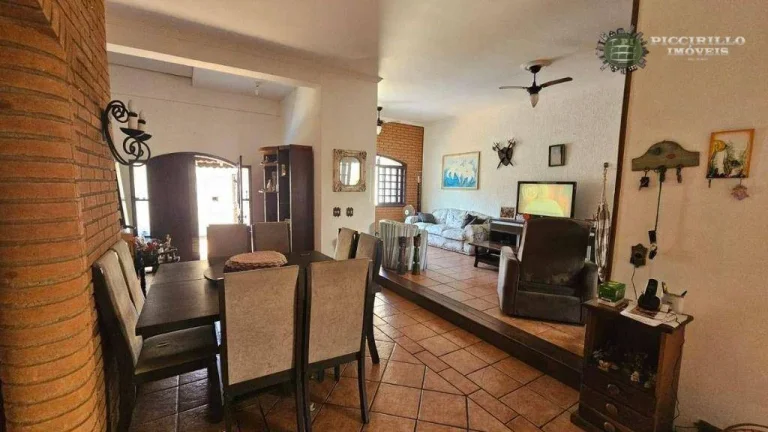 Imagem Casa com 3 dormitórios à venda, 190 m² por R$ 1.650.000,00 - Canto do Forte - Praia Grande/SP