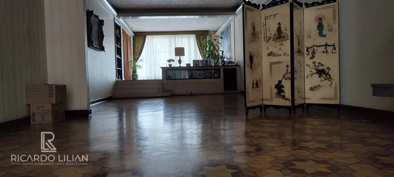 Imagem Sobrado de Alto Padrão em localização super privilegiada ao Lado da Praça da Independência