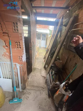 Imagem Casa com 1 Quarto à Venda, 360 m² em São Dimas - Colombo