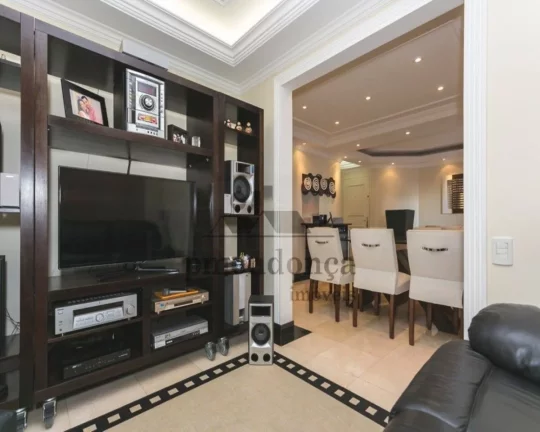 Imagem Apartamento com espaçoso living para 2 ambientes, terraço, lavabo, 3 dormitórios aconchegantes, s...