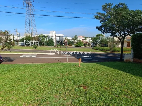 Imagem Terreno à venda de 390 m² no Condomínio Terras do Cancioneiro, Parque Brasil 500, Paulínia