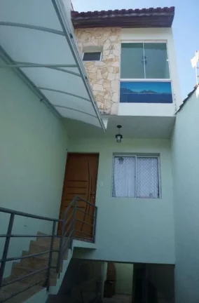 Imagem Sobrado Cidade Patriarca - 105 m² - 2 Dormitórios - 1 Suíte - Sacada - Quintal - Churrasqueira - 4 Vagas de garagem