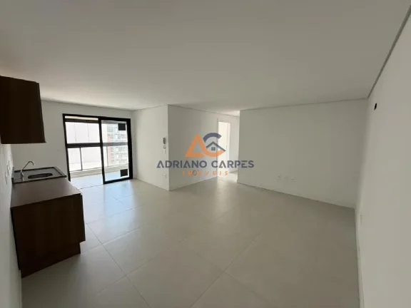 Imagem Seu Duo Suíte na quadra mar na Praia de Gravatá, Navegantes - Residencial Michelangelo. 02 suítes, ampla área interna, vista mar permanente