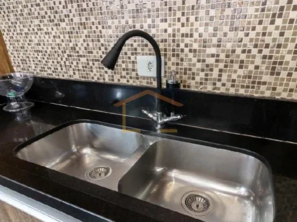 Imagem Sobrado de 260m² com 3 dormitórios, sendo 3 suítes, sendo uma master com closet, 5 banheiros, sal...