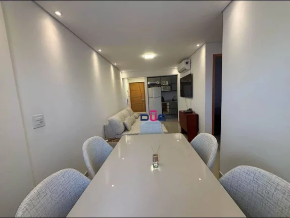 Imagem Apartamento novo com 2 dormitórios, suíte, andar alto com varanda no Embaré