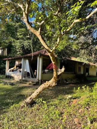 Imagem Terreno à venda, 94000 m² por R$ 2.000.000,00 - Pendotiba - Niterói/RJ