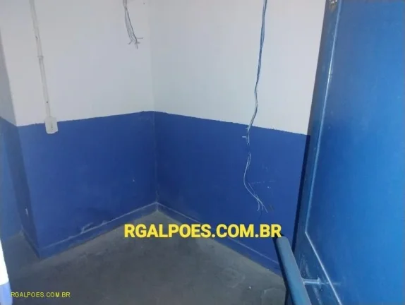 Imagem Galpão para Locação em BELFORD ROXO, Centro, 3 banheiros