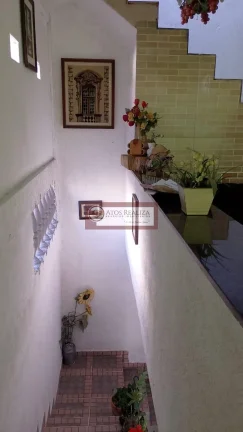 Imagem Sobrado à Venda em Chácara das Corujas SP - 2 Dorms, 1 Suíte