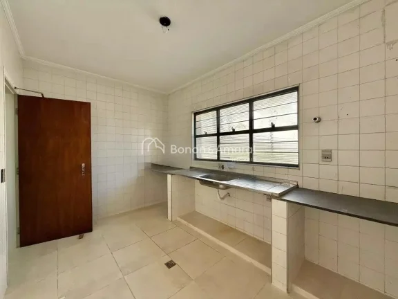 Imagem Casa ampla e versátil para locação no Parque das Universidades, com 256,48 m², ideal tanto para ...