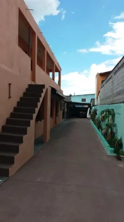 Imagem Casa com 6 dormitórios à venda, 100 m² por R$ 850.000,00 - Vila Lúcia - Poá/SP