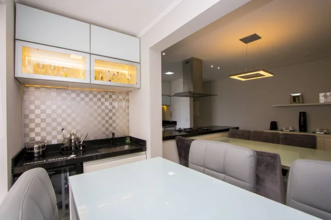 Imagem Apartamento 80 m² 3 Dormitórios sendo 1 Suite e 2 Vagas de Garagens.
