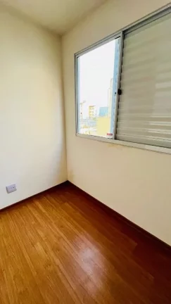 Imagem Apartamento com 2 dormitórios à venda, 41 m² por R$ 160.000,00 - Chácara Holiday - Itaquaquecetuba/SP