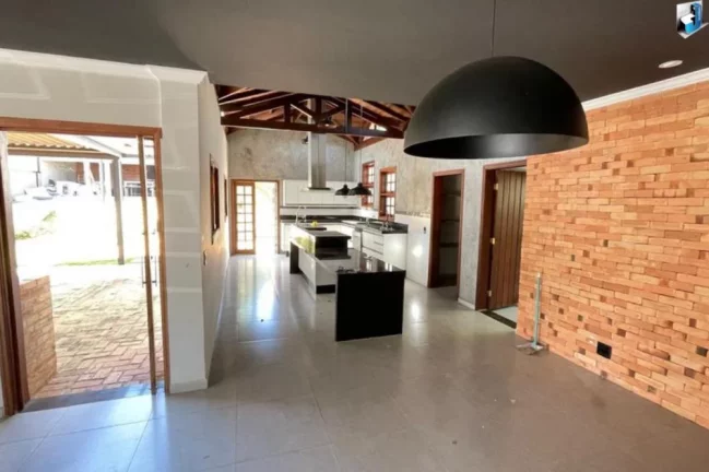Imagem Belíssima casa a venda no Condomínio Colina das Estrelas - Tatuí/SP