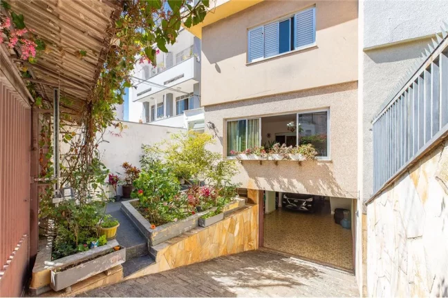 CASA RESIDENCIAL em São Paulo - SP, Vila Monumento