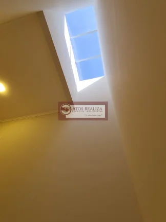 Imagem Vendo Sobrado 3 Suites 2 vagas e Churrasqueira Vila Isa - Sabará SP.