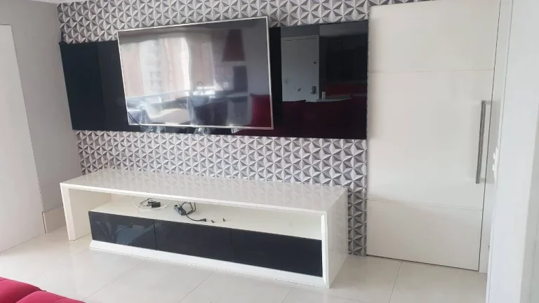 Imagem Apartamento 140 m² 4 Dormitorios sendo 2 Suites e 3 Vagas de Garagens