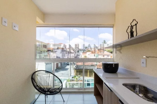 Imagem O Residencial Means do Campo oferece apartamentos de 58m² com 2 dormitórios, sendo 1 suíte, sala para 2 ambientes com varanda, cozinha ampla, 2 wc, ár