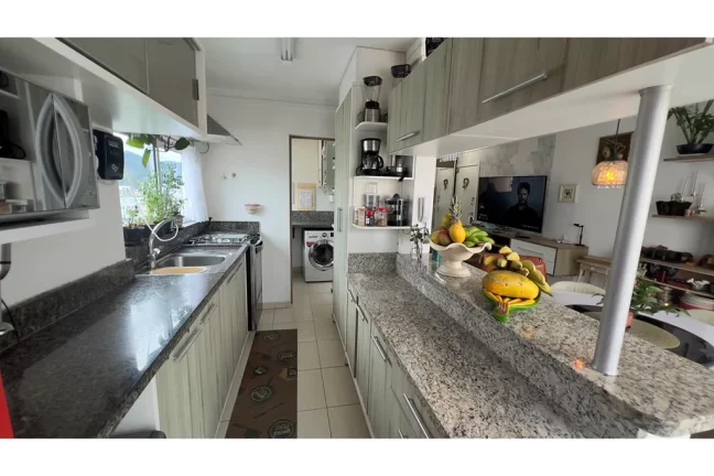 Imagem CR2C 145 Apto 590231197-7 - Apartamento à venda no bairro Centro - Balneário Camboriú/SC