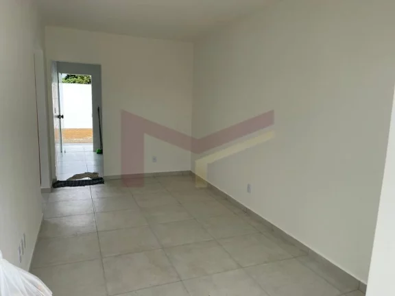 Imagem Casa 2/4 na Conceicao