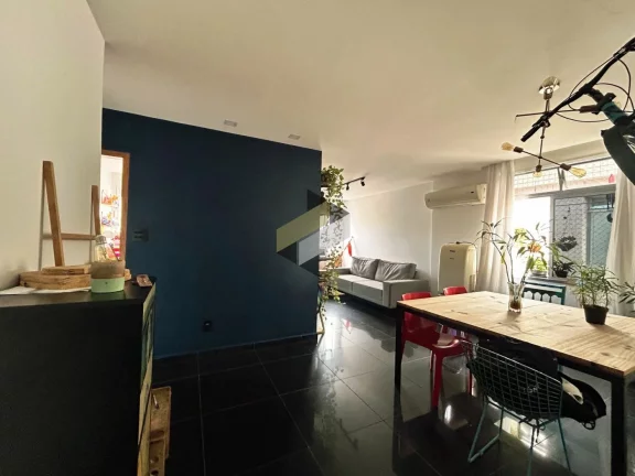 Imagem Apartamento para Venda em Santos, Embaré, 2 dormitórios, 1 banheiro, 1 vaga