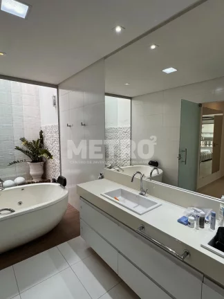 Imagem Casa à Venda no Portal das Águas, 3 quartos, banheira, piscina, Petrolina-PE
