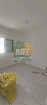 Imagem Casa em Condomínio para Locação em Mairinque, 2 dormitórios, 1 banheiro, 1 vaga