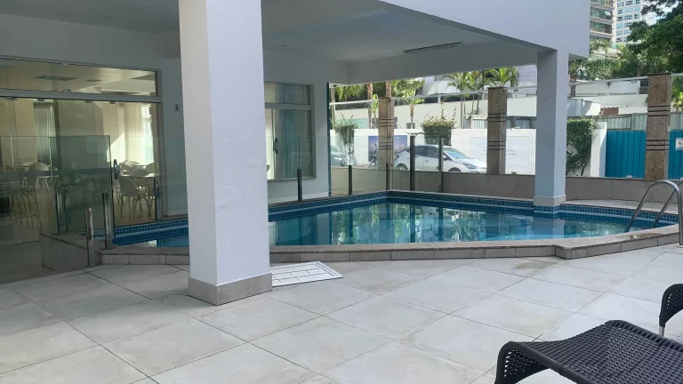 Imagem Quadra mar com 2 dormitórios e 1 vaga de garagem e área de Lazer - Barra Norte Balneário Camboriú/SC