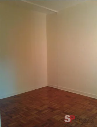 Imagem Sobrado Vila Regente Feijo - 3 dormitorios - 2 Salas - Banheiro e Lavabo - Quintal - 1 Vaga.