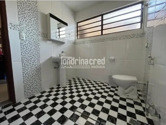 Imagem Amplo sobrado com 5 quartos, 2 suítes e área gourmet no Bairro Aeroporto – terreno 390 m² e 330 m² de construção