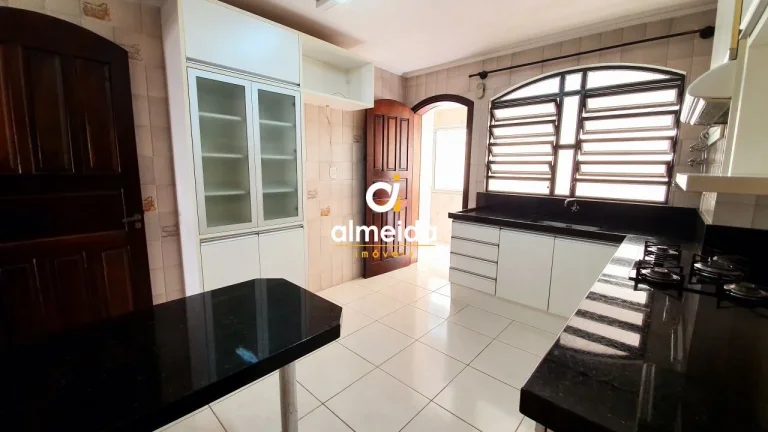 Imagem APARTAMENTO SEMI MOBILIADO 3 DORMITÓRIOS NO BAIRRO NOSSA SENHORA DE LOURDES