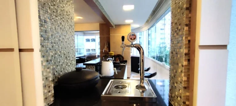Imagem Duplex 170 M², 3Q, 3 Suítes, Sala espaçosa, 4 Banheiros, 4 vagas, Piscina Aquecida, Academia, Sauna, Próximo ao metrô.
