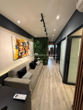 Imagem Oportunidade excelente! Sala comercial mobiliada para locação, contendo 2 banheiros (masculino e f...
