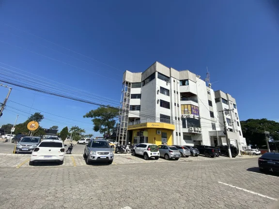 Imagem Edifício Comercial Vitoria Régia - Sala Comercial para aluguel no Centro de Tijucas/SC