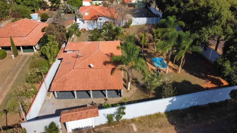 Imagem CHÁCARA Á VENDA NO CONDOMINIO BOM JARDIM | KM 08 RODOVIA NELSON NOGUEIRA, ASFALTO ATÉ NA PORTA DO CONDOMINIO, EXCELENTE LOCALIZAÇÃO