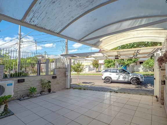 Imagem Casa com 3 Quartos à Venda, 224 m² em Sarandi - Porto Alegre