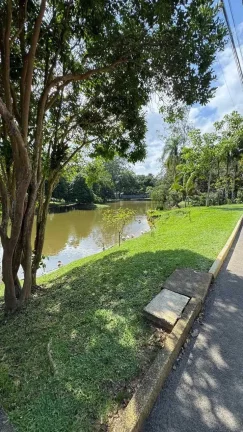 Imagem Casa alto padrão 1 suíte + 2 demi-suítes e 2 vagas de garagem - Saguaçu | Joinville/SC