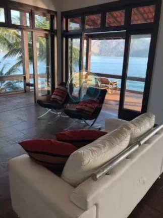 Imagem Imperdível casa à venda em Angra dos Reis-SP, Ponta da Cruz: 6 quartos, 6 suítes, 4 salas, 6 banheiros, 700 m².