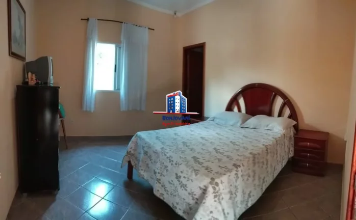 Imagem Chácara 4 suítes no Vista Alegre II
