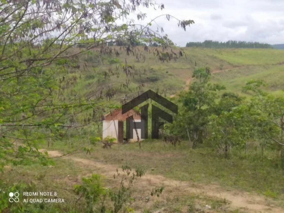 Imagem Sitio com 06 quartos, localizado na Estrada Chã de Alegria, 10 km, Paudalho, PE