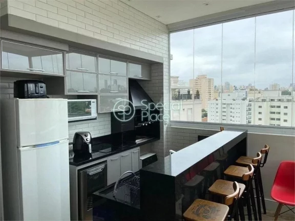 Imagem Cobertura toda reformada, com muita luz natural, piscina privativa, toda envidraçada, 3 dormitório...