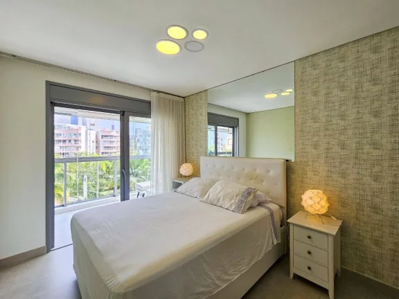 Imagem Apartamento com 2 dormitórios à venda, 90 m por R$ 3.300.000,00 - Riviera