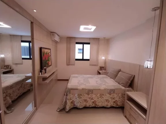 Imagem Excelente Apartamento de Frente para o Mar na Praia do Morro composto por 4 dormitório sendo 3 suítes, com 2 vagas de garagem.
