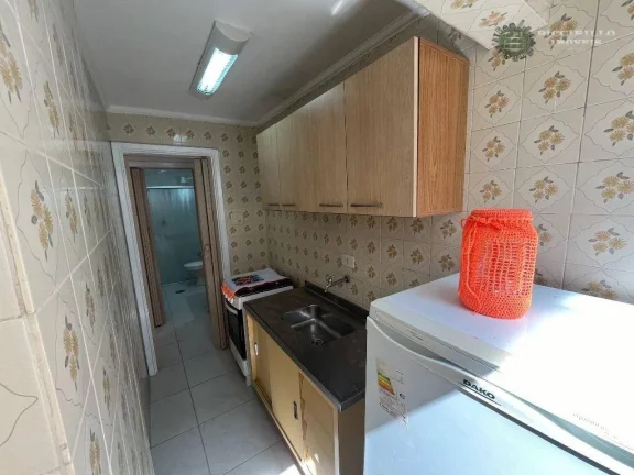 Imagem Kitnet com 1 dormitório à venda, 39 m² por R$ 245.000,00 - Vila Guilhermina - Praia Grande/SP
