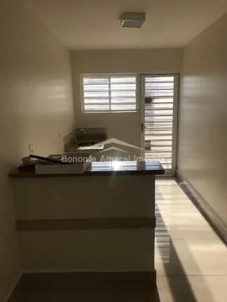 Imagem Casa comercial a venda Jardim Chapadão! 

Próximo a escola de Cadetes, essa casa tem duas entradas...