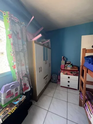 Imagem Apartamento com 2 dormitórios e 1 vaga de garagem no bairro Paranaguamirim em Joinville/SC