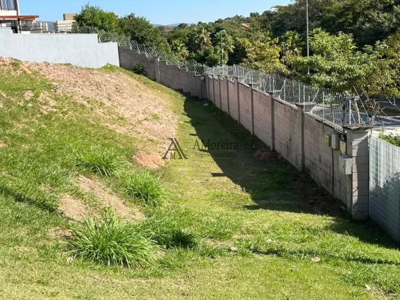 Imagem Terreno no Condomínio BOSQUE DO HORTO Jardim Florestal, Jundiaí-SP: 922m² de Pura Oportunidade!