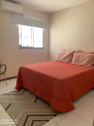 Imagem Casa em rua pública no bairro Jabotiana - 3/4, suíte, 200m², 2 vagas - Consultor imobiliário especialista
