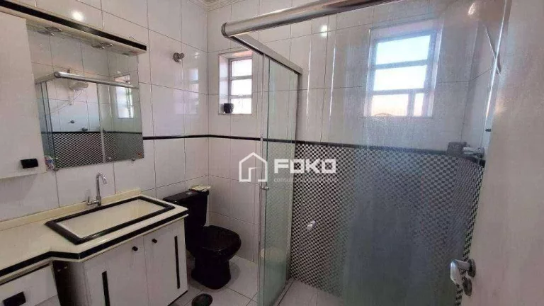 Imagem Sobrado com 3 dormitórios, 200 m² - venda por R$ 820.000,00 ou aluguel por R$ 4.200,00/mês - Jardim Santa Mena - Guarulhos/SP