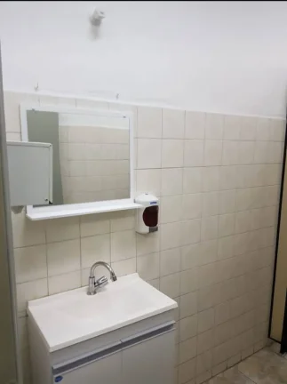 Imagem Casa Comercial - 148M², 5 Salas, 2 Banheiros, Terraço Fechado.